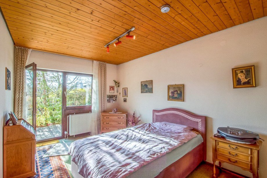 Zimmer mit Terrassen-Zugang Einfamilienhaus Calw