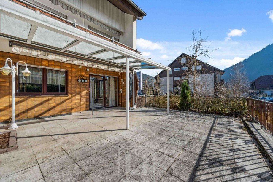 Ideal f�r Outdoor-M�bel Mehrfamilienhaus Bad Wildbad