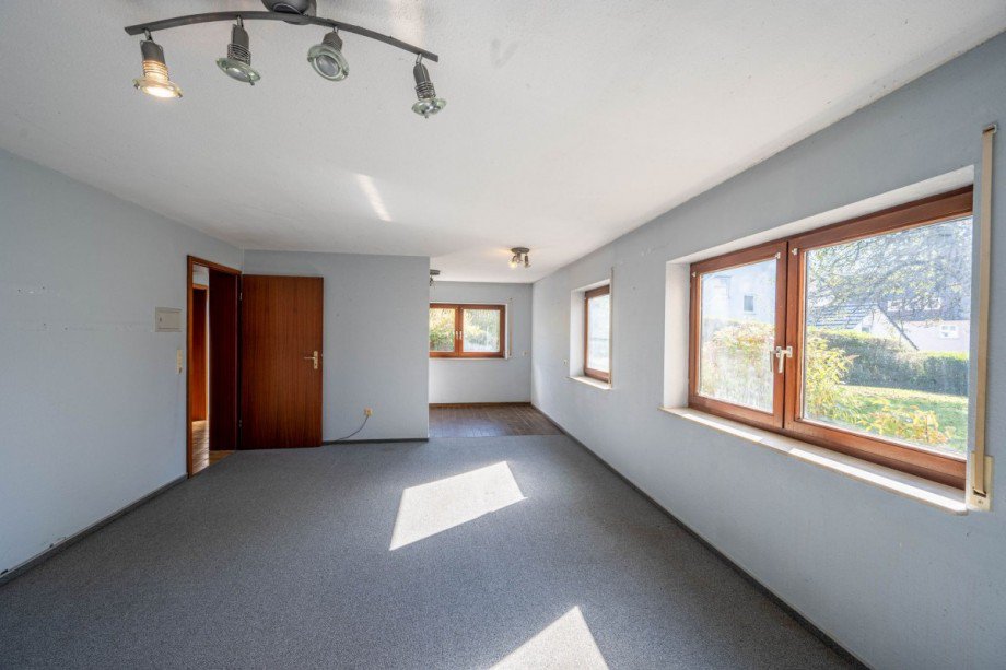 Wohn- /Schlafbereich | Blick in die K�che Einfamilienhaus Ebhausen