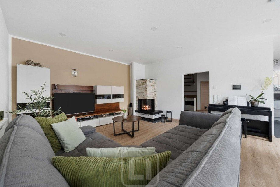 Wohnzimmer | Kamin Bungalow M�ssingen