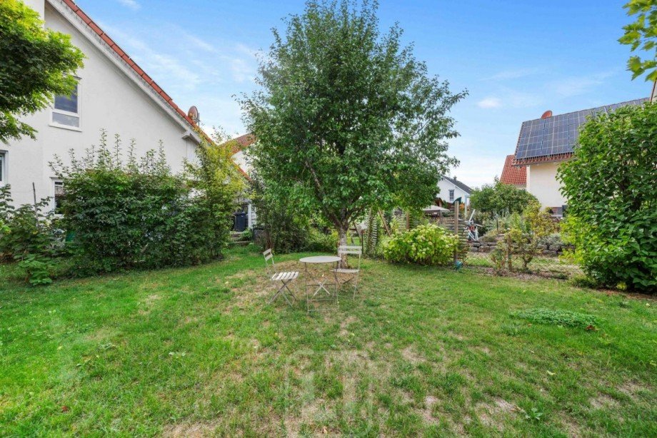 Gr�ne Wohlf�hloase Einfamilienhaus G�ufelden