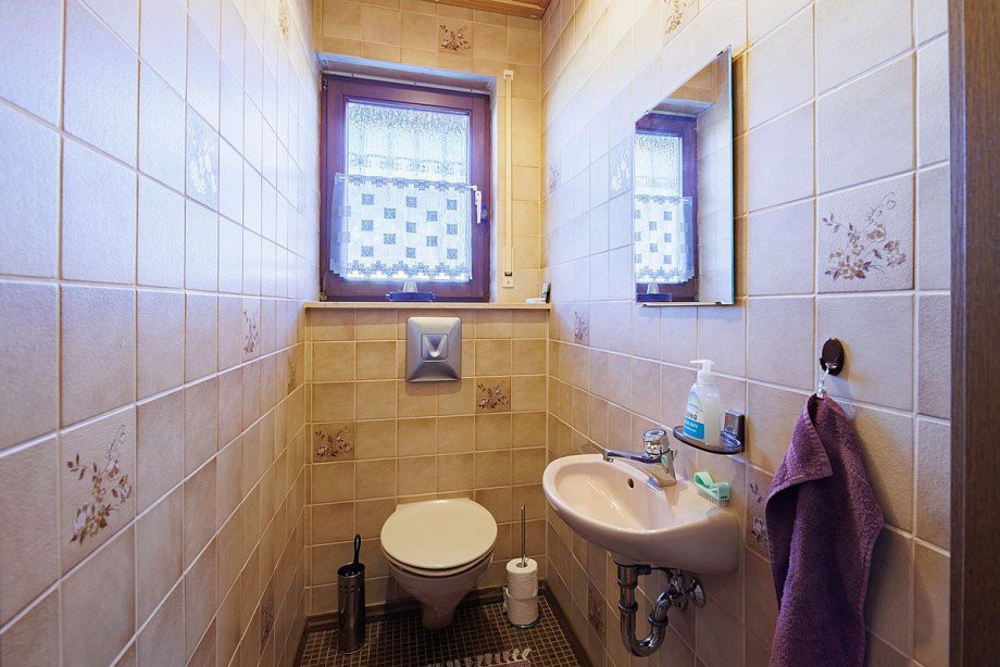 G�ste-WC Mehrfamilienhaus Wildberg-Sch�nbronn