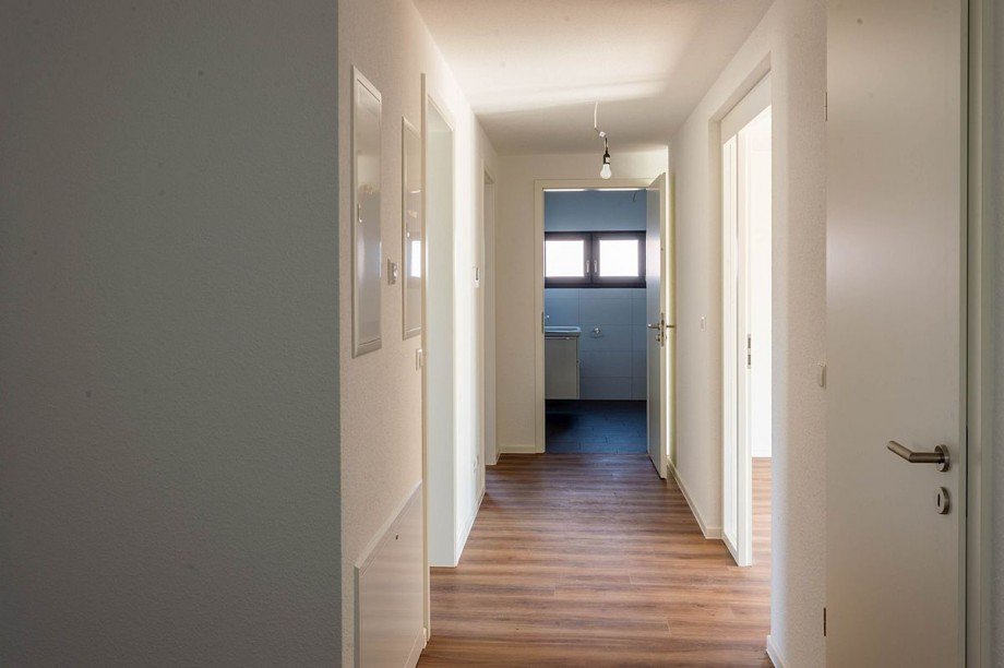 Freundlicher Eingangsbereich Erdgeschosswohnung Althengstett