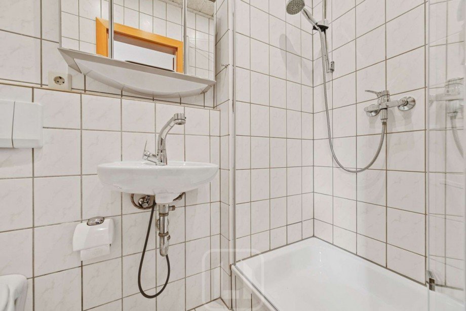 G�ste-Bad mit Dusche Etagenwohnung Pforzheim