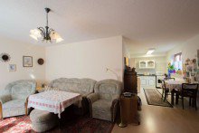 ELW mit offenem... Wohnhaus mit gro�em Garten in sch�ner Ortsrandlage | Einliegerwohnung | Doppelgarage