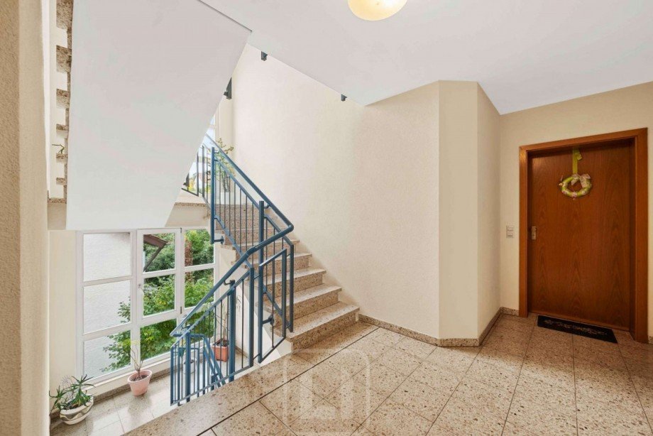 Sehr gepflegtes Treppenhaus Etagenwohnung Pforzheim