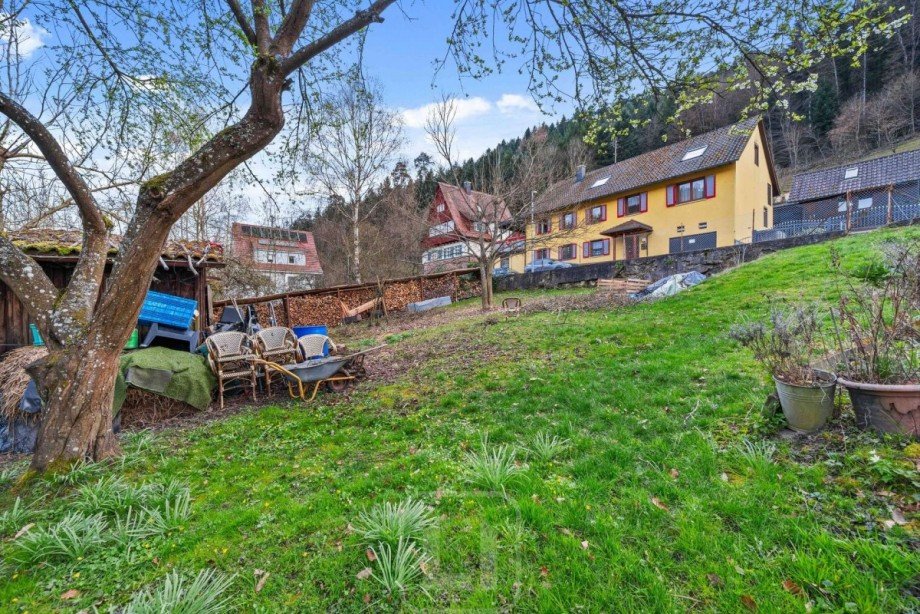 Hier beginnt Ihr neues Kapitel Wohngrundst�ck Unterreichenbach