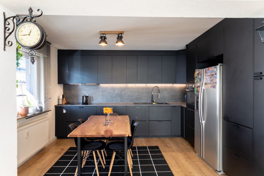 K�che | indirekte Beleuchtung Erdgeschosswohnung Jettingen