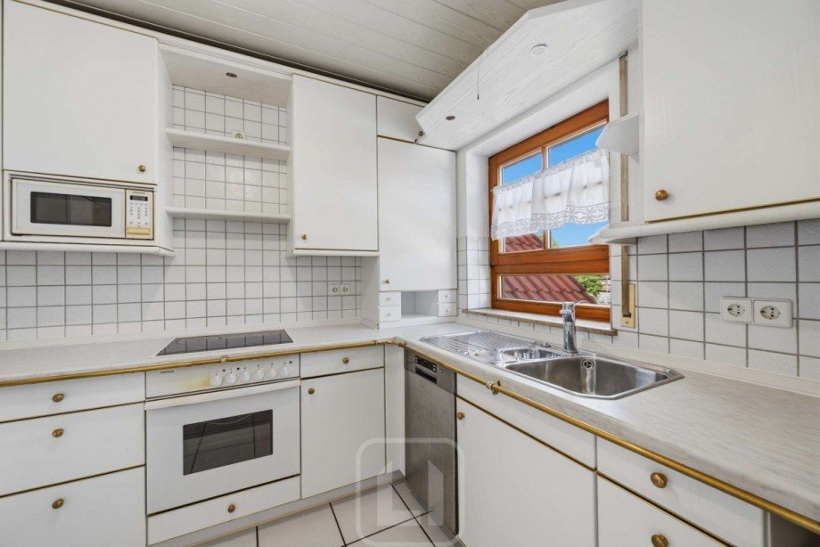 Moderne K�che Maisonettewohnung Ehningen
