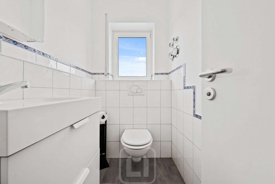 Separates WC mit Fenster Maisonettewohnung Neuenb�rg
