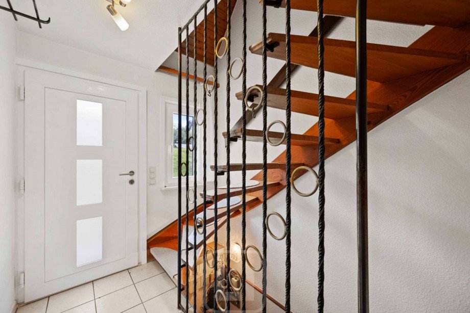 Treppenhaus Doppelhaush�lfte Dobel