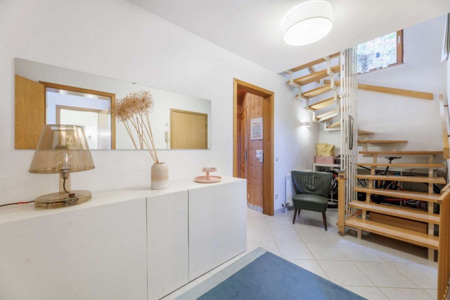 Diele | Sauna | Treppenaufgang EG Einfamilienhaus Calw