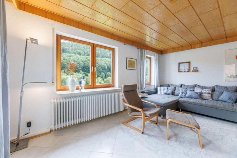 Lichtdurchflutetes Wohnzimmer Einfamilienhaus Calw