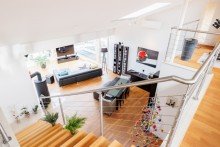 ...den Wohn-/Essbereich und... Architektonisches & energetisches Meisterwerk in Toplage!