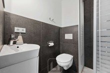 2. OG | Duschbad Exklusive Villa | Park�hnliches Grundst�ck | Wohnkultur auf h�chstem Niveau | Wellnessbereich