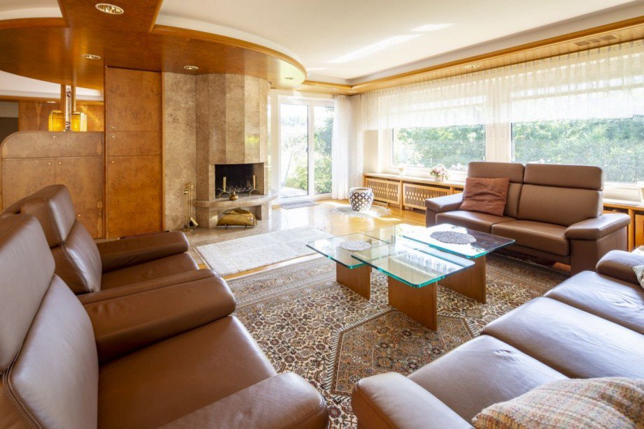 ...Zugang zur... Zweifamilienhaus Ostelsheim