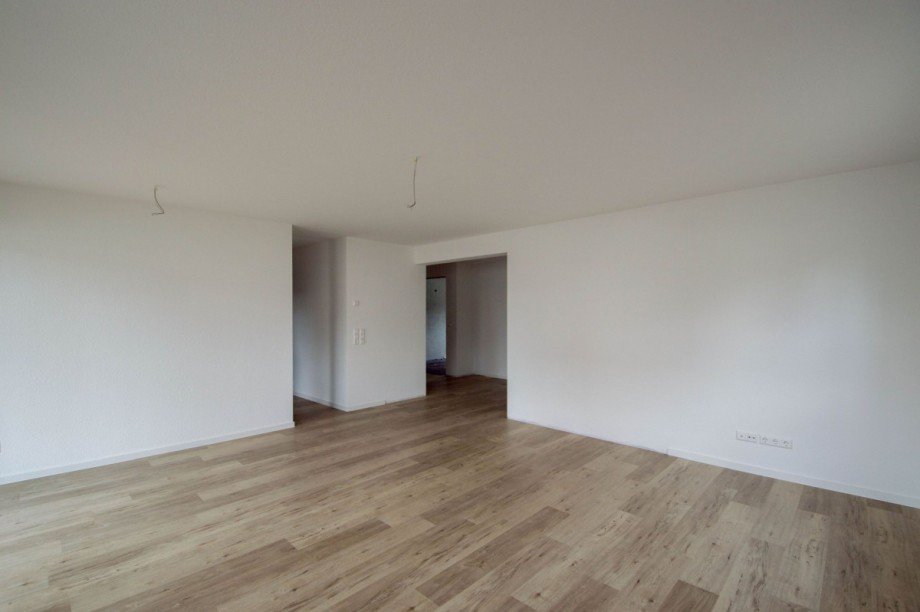 ...mit Zugang zur Terrasse Etagenwohnung Althengstett