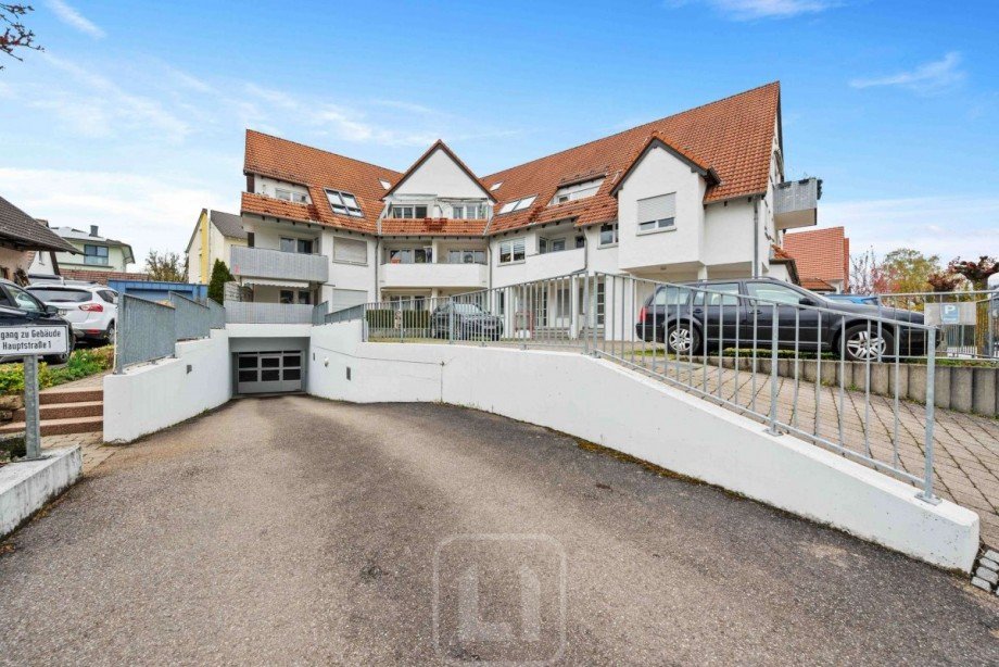 Tiefgarageneinfahrt Etagenwohnung Nufringen