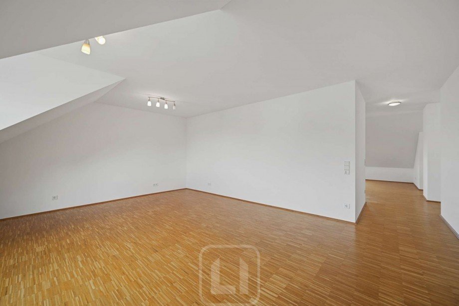 Zimmer 4 (Ansicht 2) Dachgeschosswohnung Stuttgart