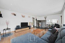 Wohnzimmer mit Wohlf�hlcharakter (1) Modernisiertes Mehrgenerationenhaus mit ELW | 231 m� Wohnfl�che | 827 m� Grundst�ck