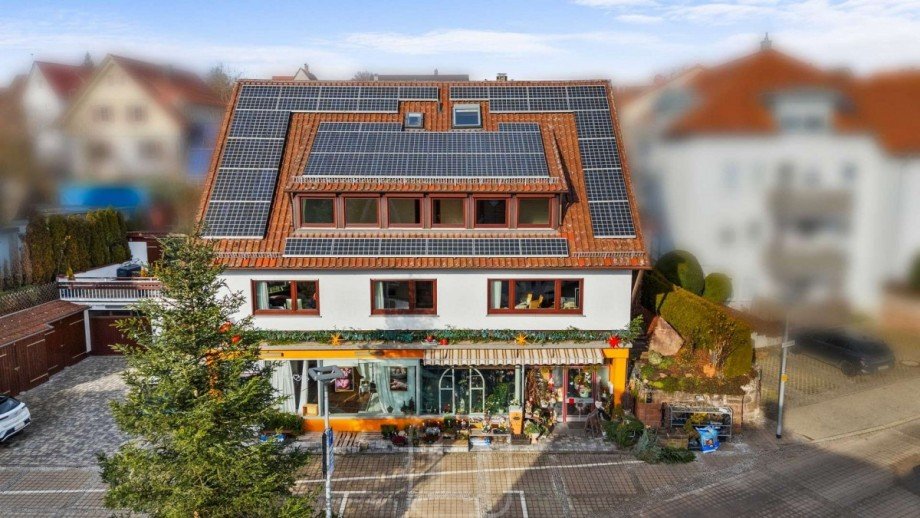 Gro�e Photovoltaikanlage Mehrfamilienhaus Calw