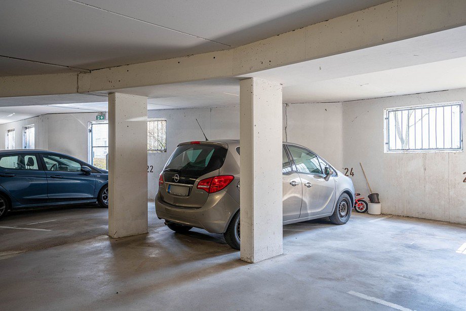 ...eigenem Stellplatz Maisonettewohnung Calw-Heumaden