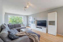 ...Gem�tlicher Wohnbereich Moderne 3-Zi-Wohnung in Nufringen | 1. OG | S�dbalkon | Garage | Neu: EBK, Bad, Fenster und B�den