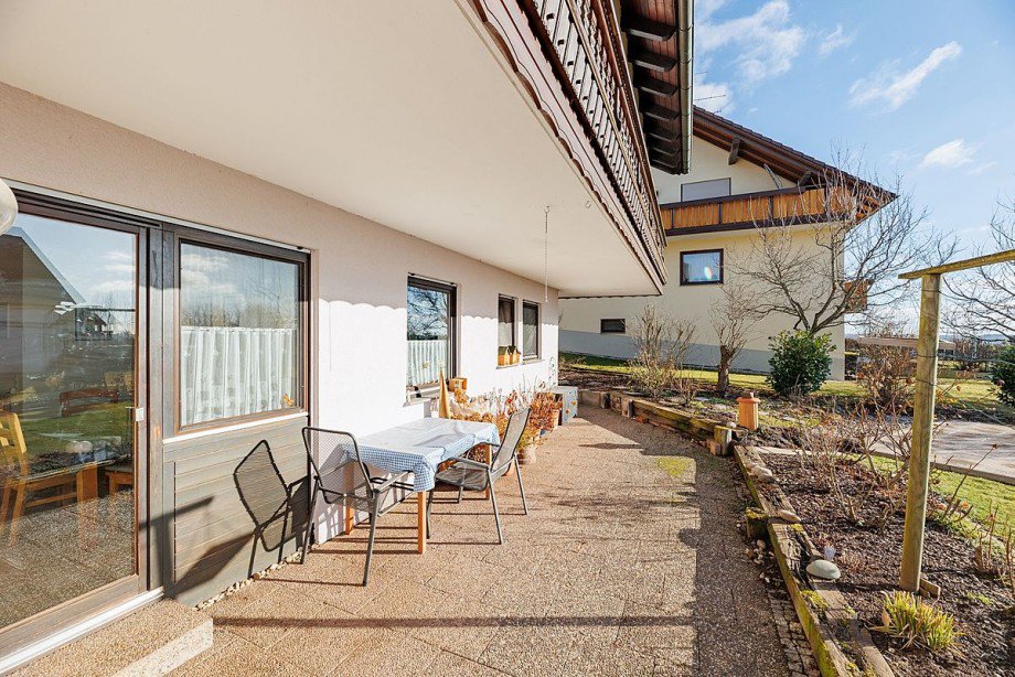 Sitzplatz Terrasse Ansicht 1 Mehrfamilienhaus Wildberg-Sch�nbronn