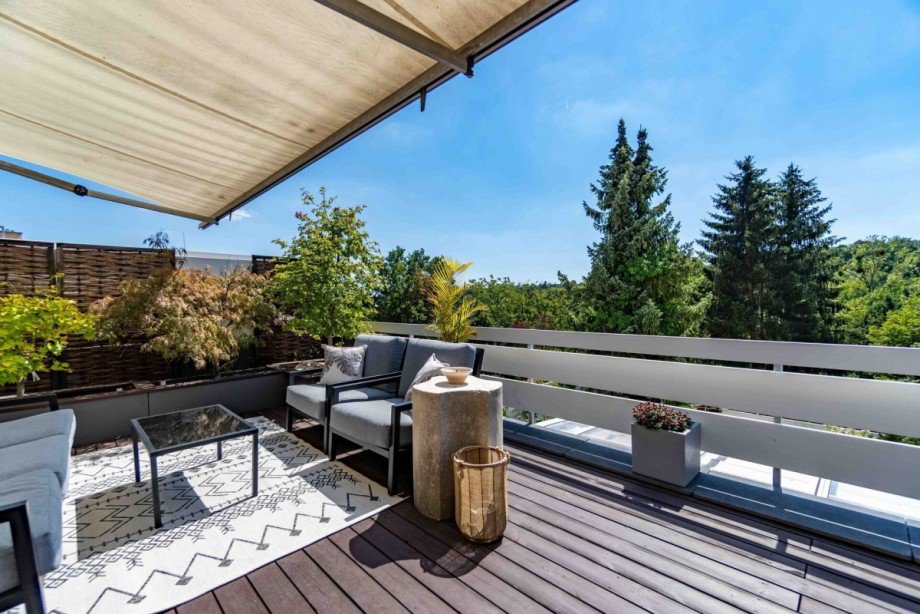 ...von viel Gr�n Etagenwohnung Stuttgart