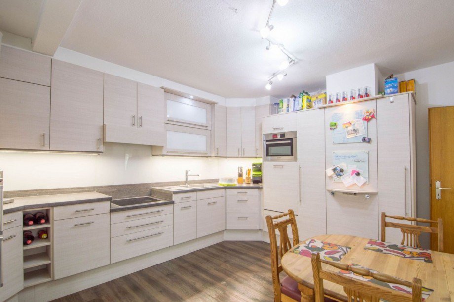 ...hochwertiger Einbauk�che Einfamilienhaus Wildberg Effringen