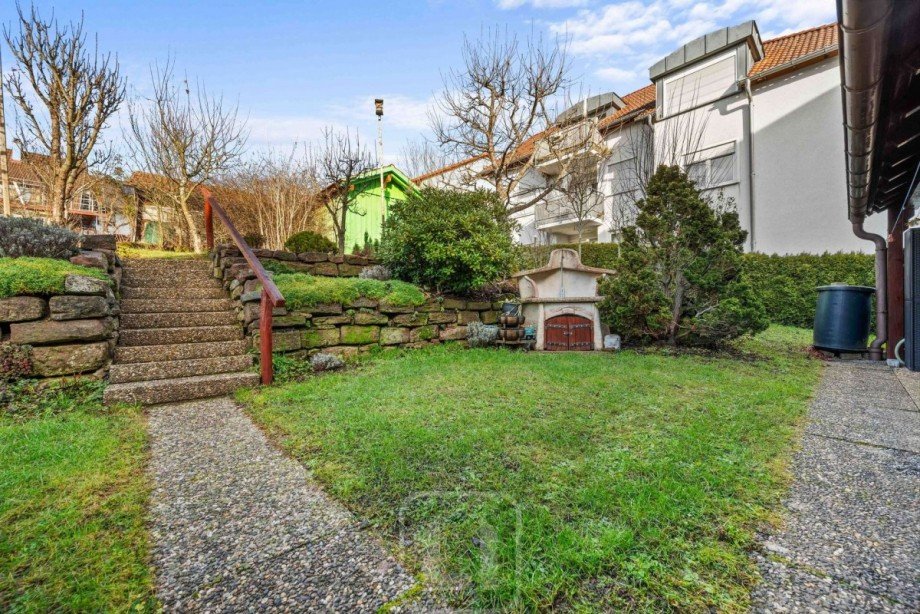 Gr�nfl�chen Mehrfamilienhaus Calw