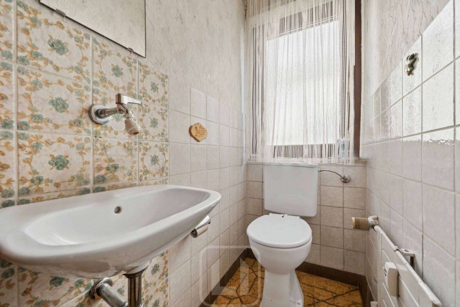 EG | Separates WC Mehrfamilienhaus Bad Wildbad