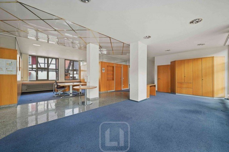 Empfangsbereich Deckenpfronn B�rofl�che Gewerbefl�che im Herzen des Ortes | Zentral | Sichtbar | Vielseitig | ca. 211 m� f�r Ihr Business