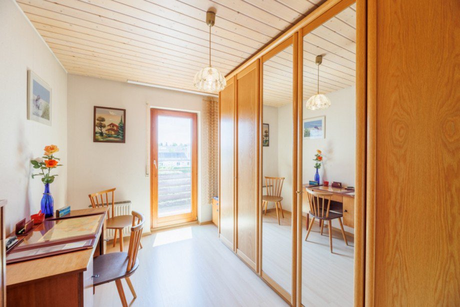 B�ro mit Zugang Balkon Reihenmittelhaus G�rtringen