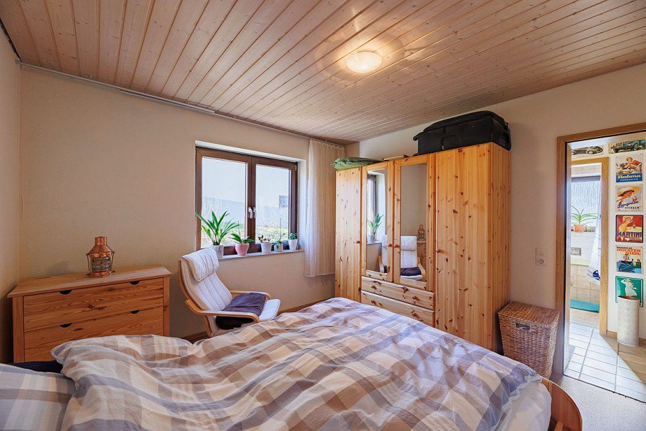 Schlafzimmer Ansicht 2 Mehrfamilienhaus Wildberg-Sch�nbronn