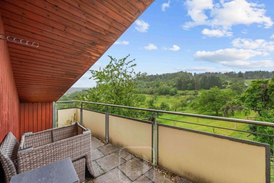 Balkon mit Weitblick Einfamilienhaus Simmozheim