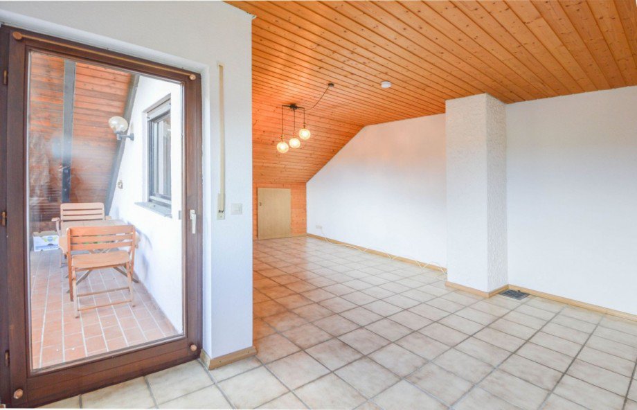 Zugang zum Ost-Balkon Dachgeschosswohnung Wildberg