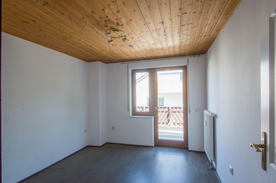1. Schlafraum Mehrfamilienhaus Neuhausen