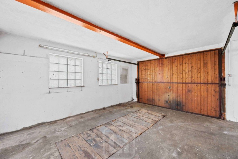 Garage | KFZ-Grube Doppelhaush�lfte Calw