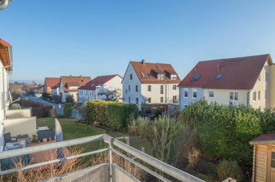 ...zum S�dbalkon mit... Reihenendhaus Stuttgart-Vaihingen