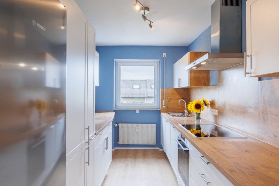 ...neuwertigen Einbauk�che Etagenwohnung Nufringen