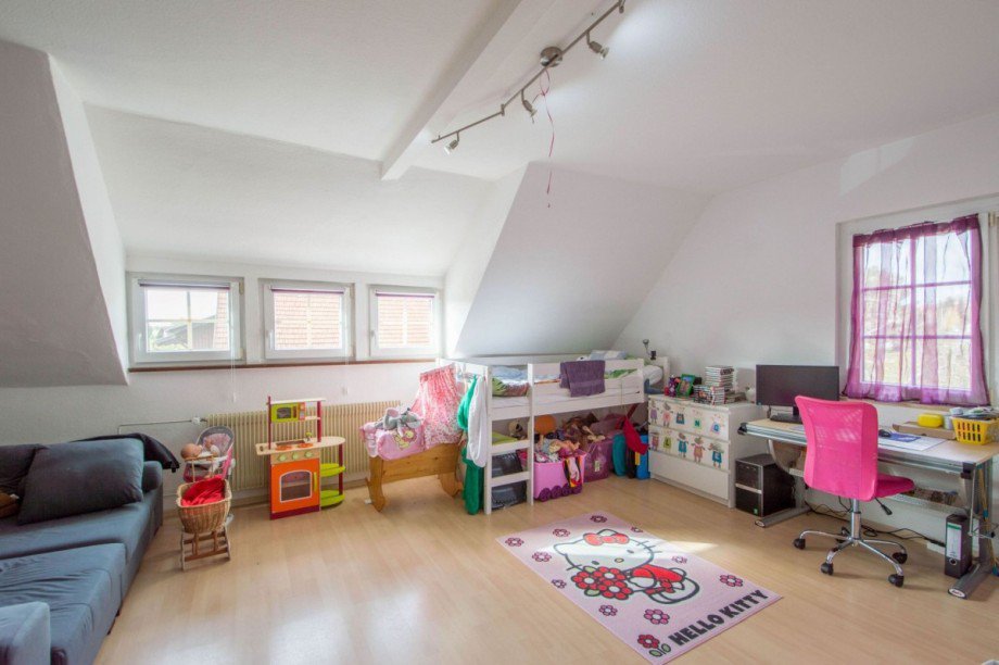 Gro�es Kinderzimmer Einfamilienhaus Wildberg Effringen