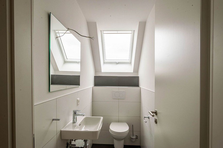 G�ste-WC Dachgeschosswohnung Althengstett