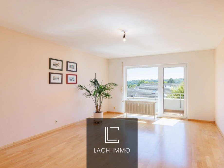 Lichterf�llter Livingbereich Etagenwohnung B�blingen