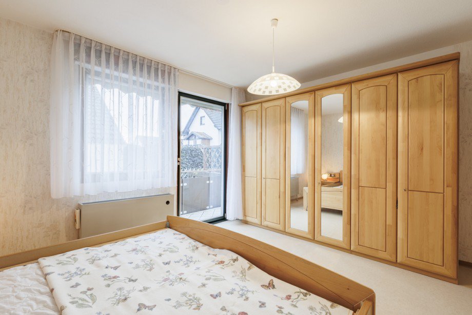 ...mit Zugang zum Balkon Einfamilienhaus Althengstett-Ottenbronn