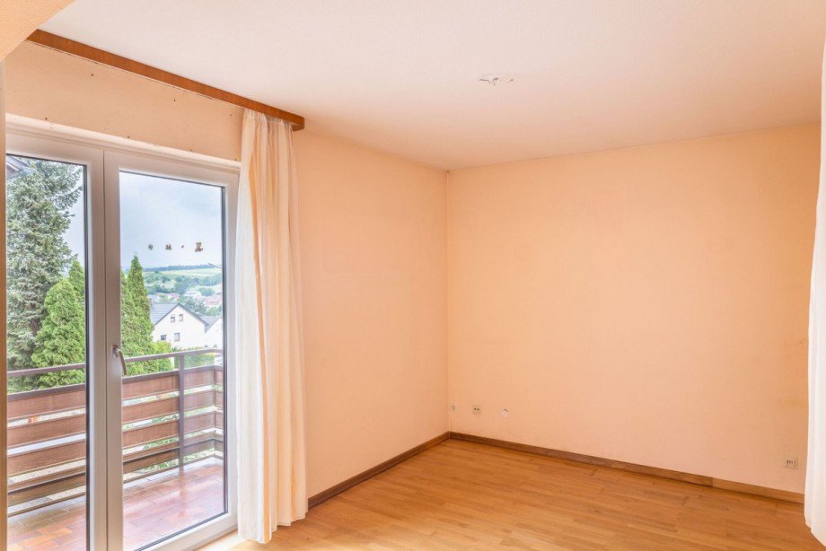 Essereich mit Zugang zum Westbalkon Zweifamilienhaus Heimsheim