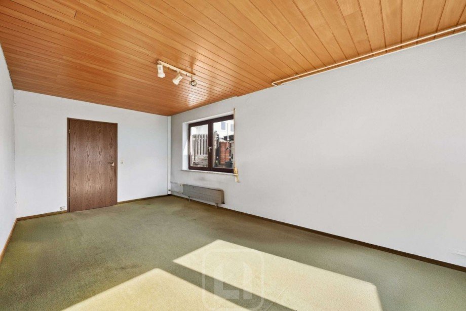 Zimmer 2 Mehrfamilienhaus B�blingen
