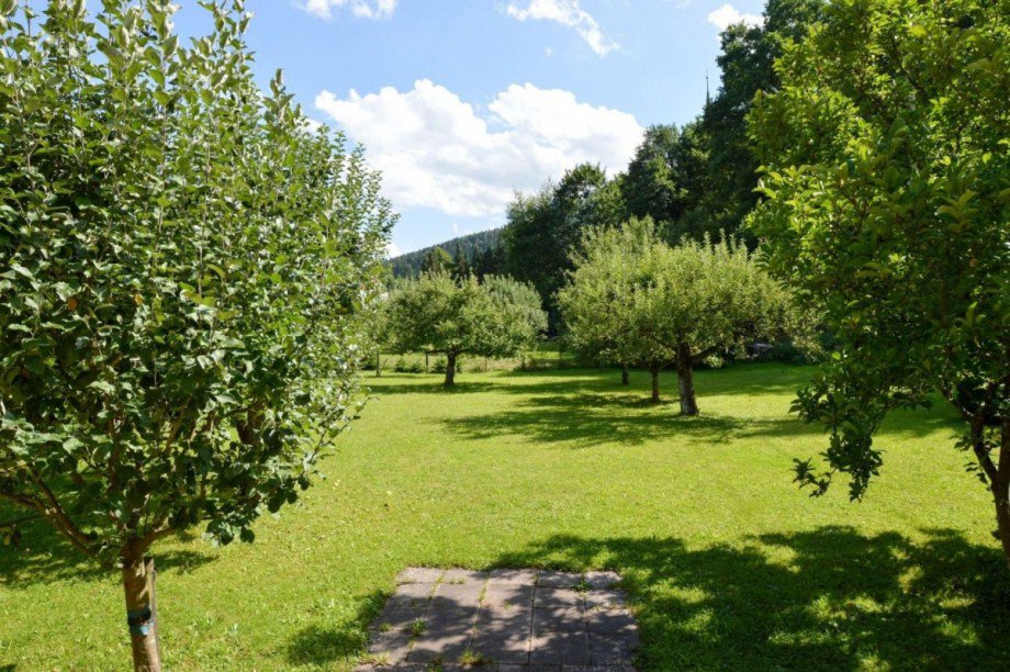 ...in den traufhaften Garten Einfamilienhaus Calw