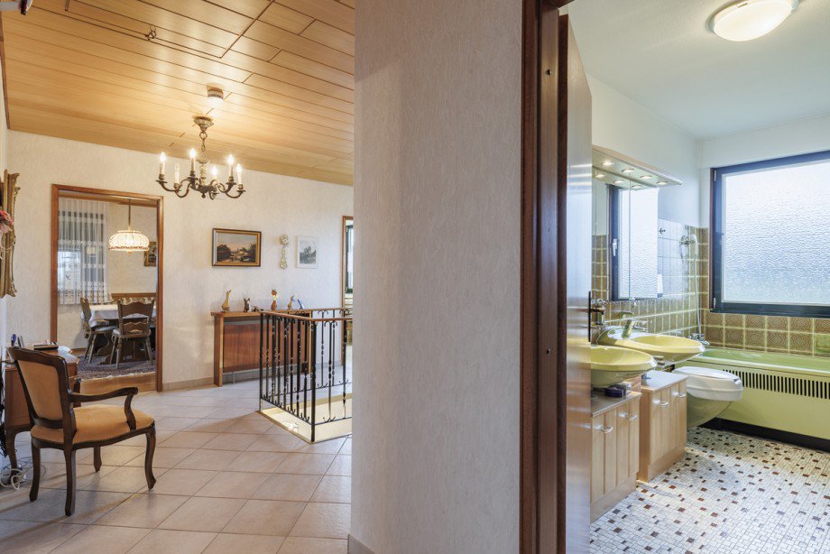 Flur | Badezimmer Einfamilienhaus Althengstett-Ottenbronn