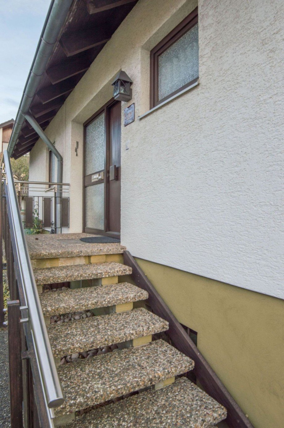 Treppe/Zugang zum Haus Zweifamilienhaus Althengstett